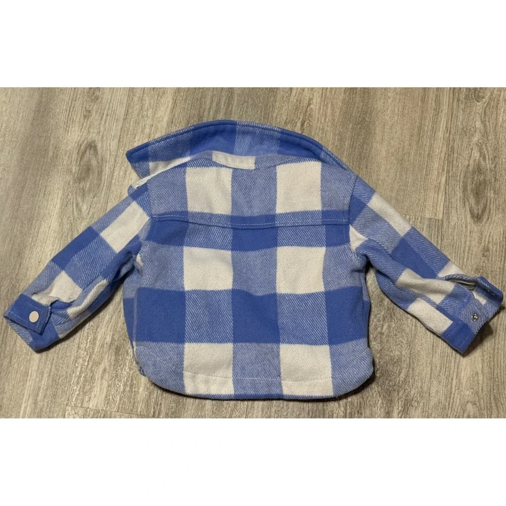 Darling Old‎ Navy snap flannel jacket 12-18 months